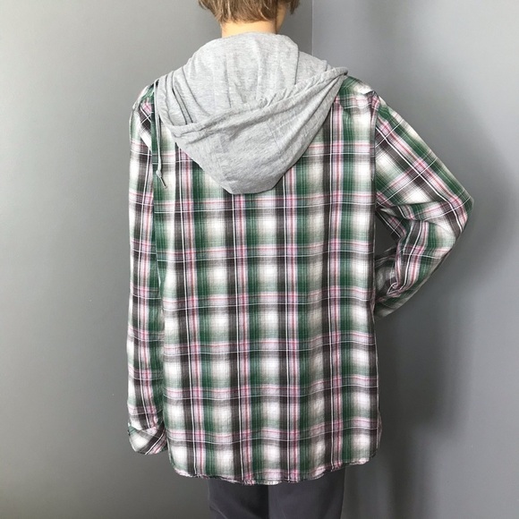 Twentyone Men’s Plaid Hooded Button-Down Shirt – XL, Unisex, Removable Hood - Picture 2 of 5